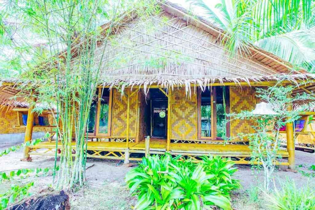 Resort Bananas & Restaurant Tha Lane Bay